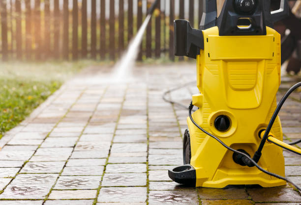 Playground Equipment Cleaning in Holland, MI